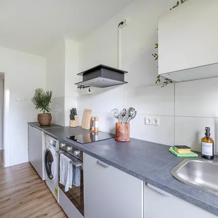 Design 2br - 6 Guests & Workspace - Messe Dus *